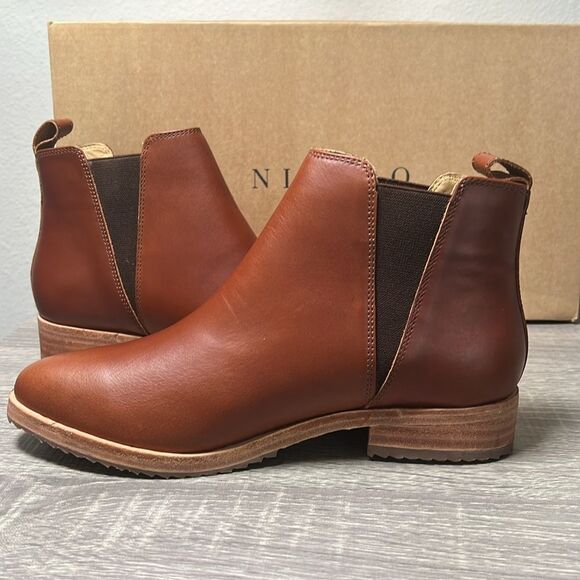NISOLO Eva Everyday Chelsea Boot - Picture 5 of 9